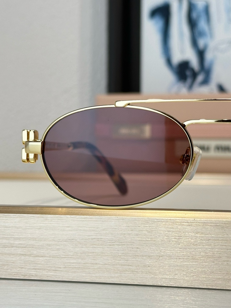 MIU MIU Женские солнцезащитные очки Oval