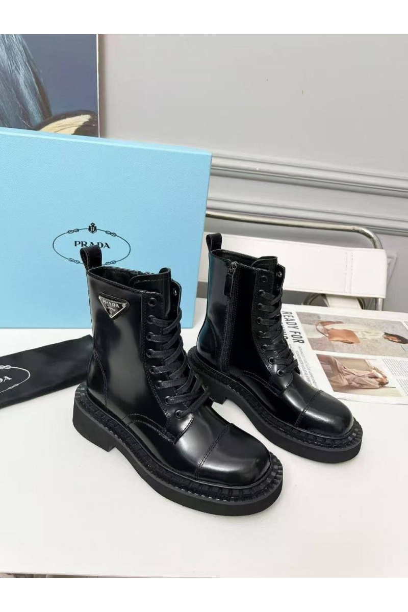 Prada Женские кожаные ботинки 