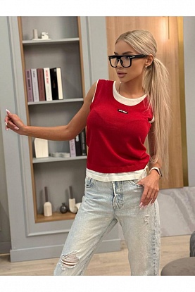 Красная женская майка 