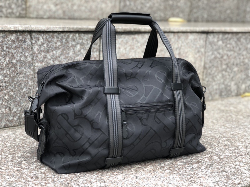 Burberry Нейлоновая дорожная сумка  Premium 50x29x19 см