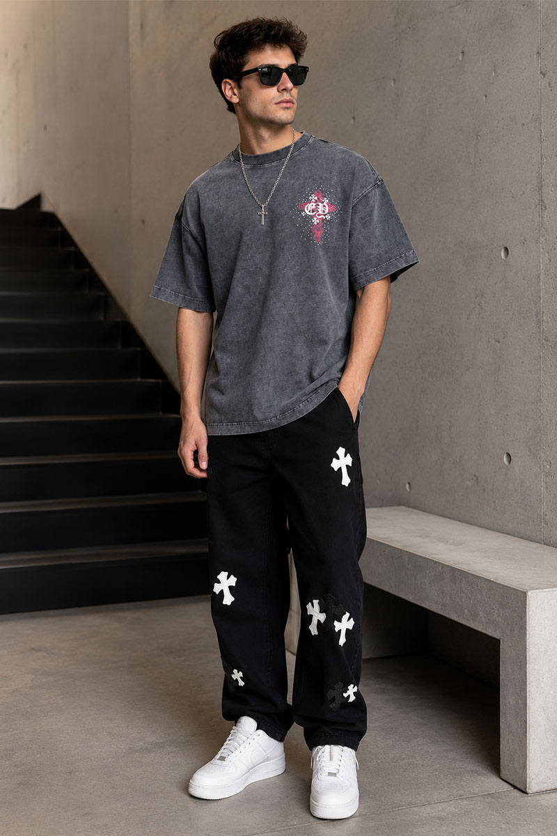 Designer Clothing Серая оверсайз футболка Gothic logo 