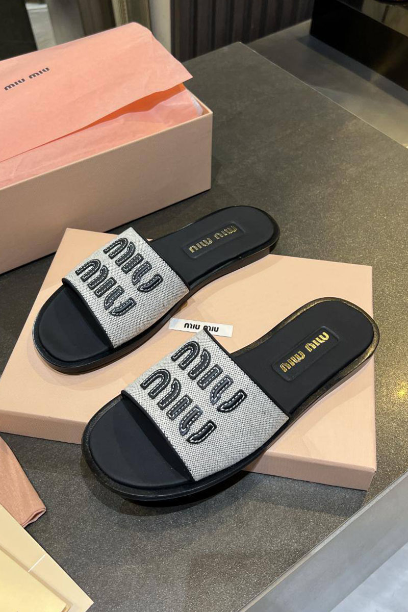 MIU MIU Женские кожаные шлёпанцы MIU MIU Premium - Black