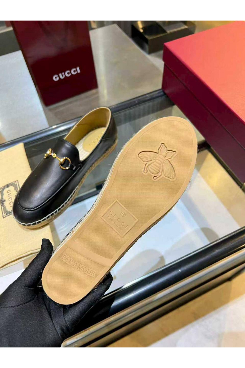 Gucci Женские кожаные лоферы GG Horsebit premium