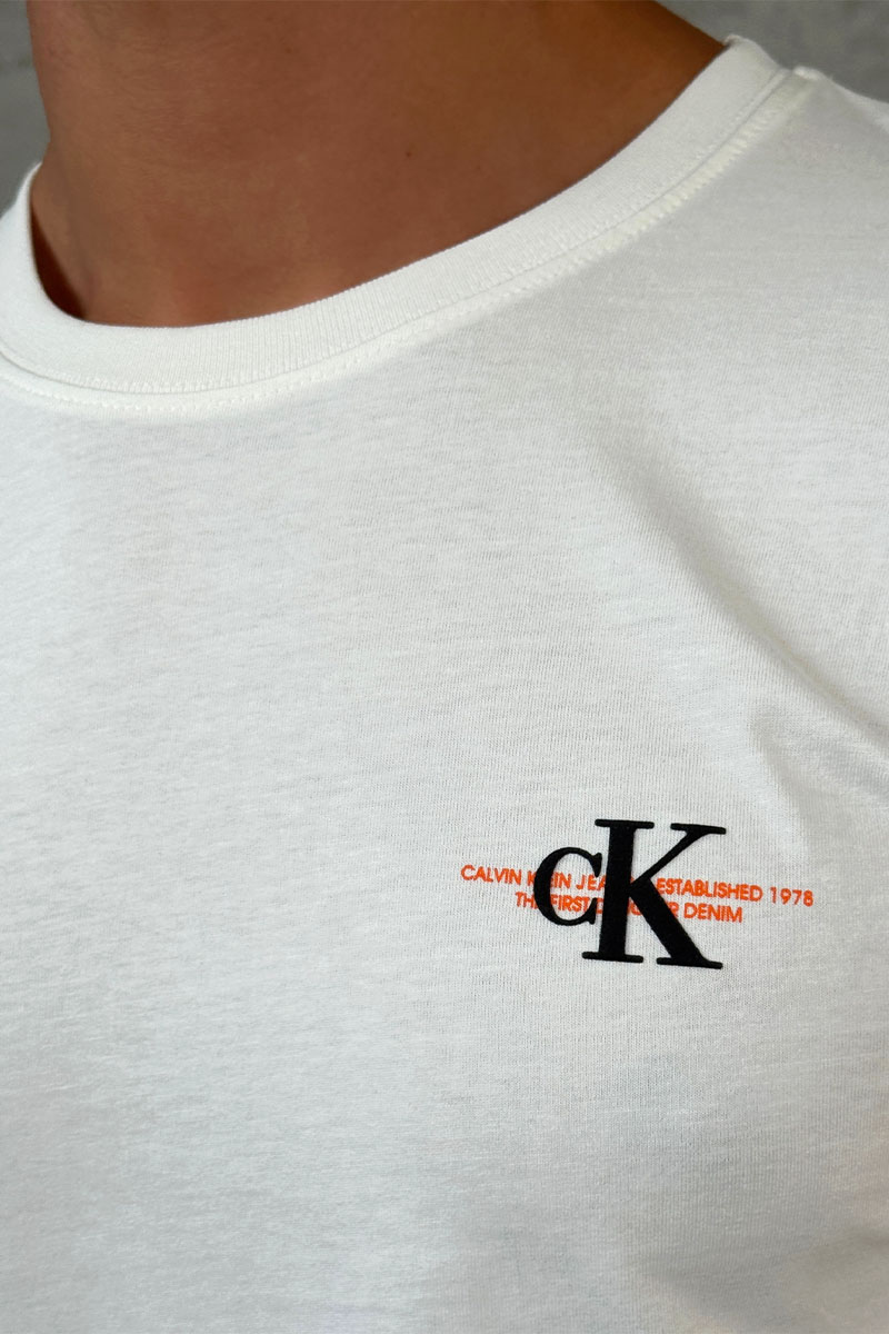 Calvin Klein Мужская белая футболка Urban Graphic