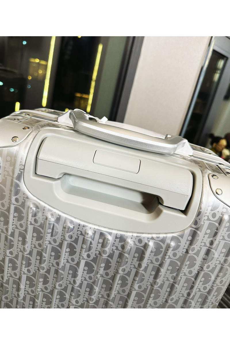 Rimowa Чемодан Aluminum S Premium 53x37x22 см