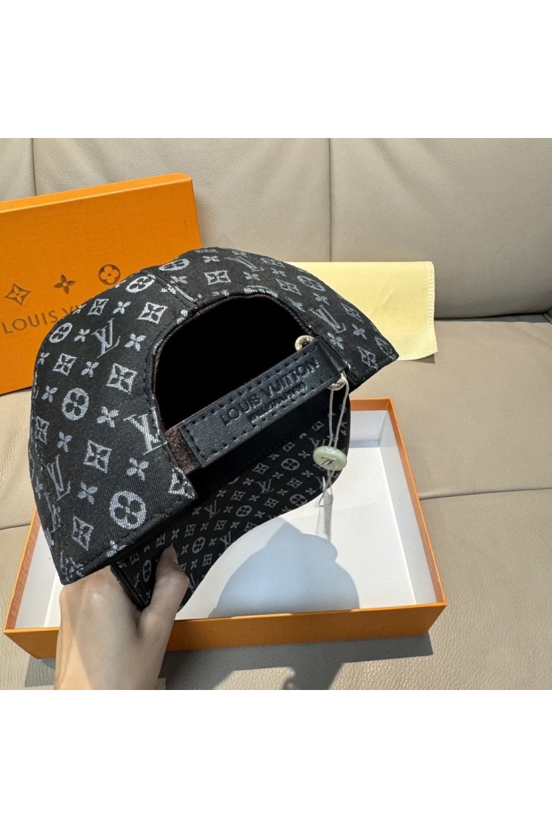 Lоuis Vuittоn Бейсболка Monogram premium
