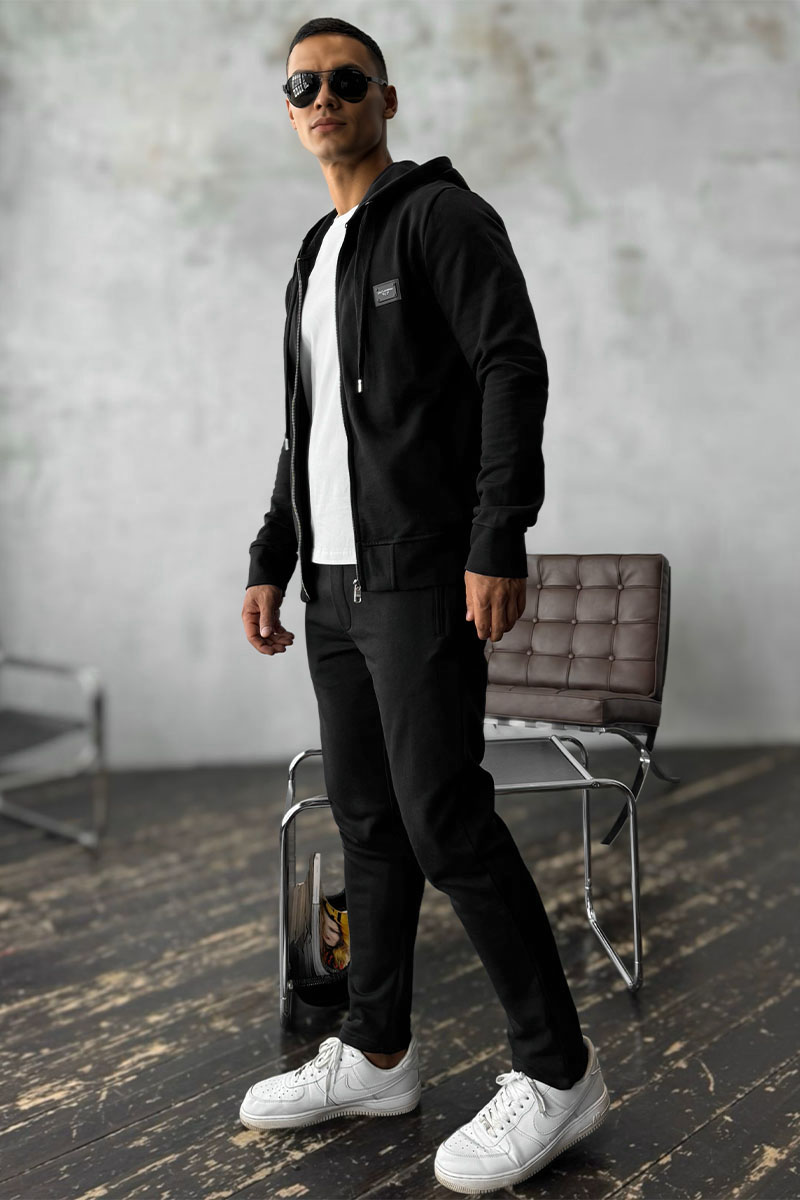 Dоlсе & Gаbbаnа Мужской чёрный костюм logo plaque