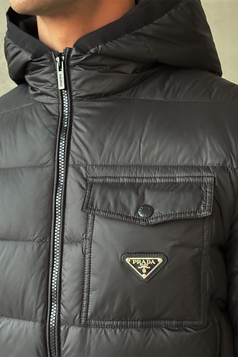 Prada Мужской пуховик logo-plaque - Black