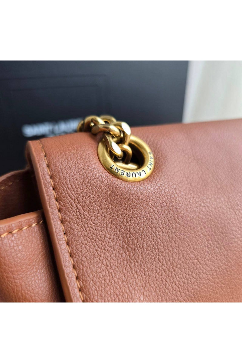 Yves Saint Laurent Кожаная сумка Kate 25x14 см