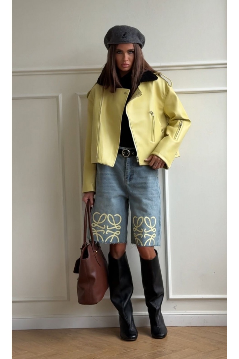Loewe Женская кожаная куртка жёлтого цвета 