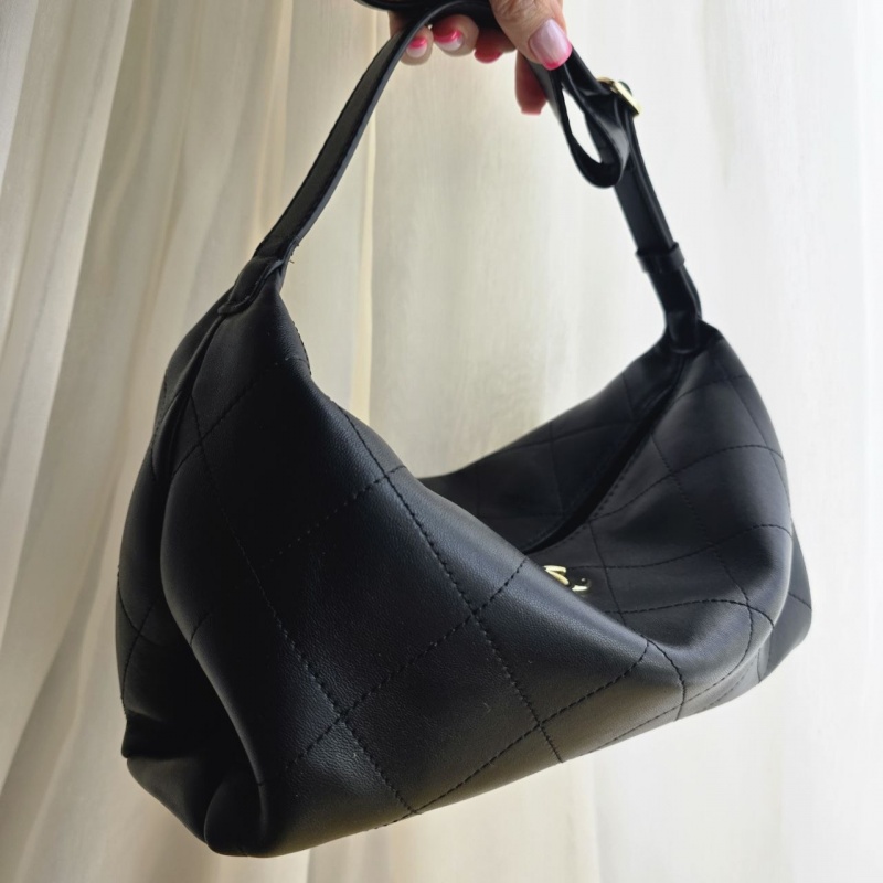 Chаnеl Кожаная сумка Chanel 28x15 см