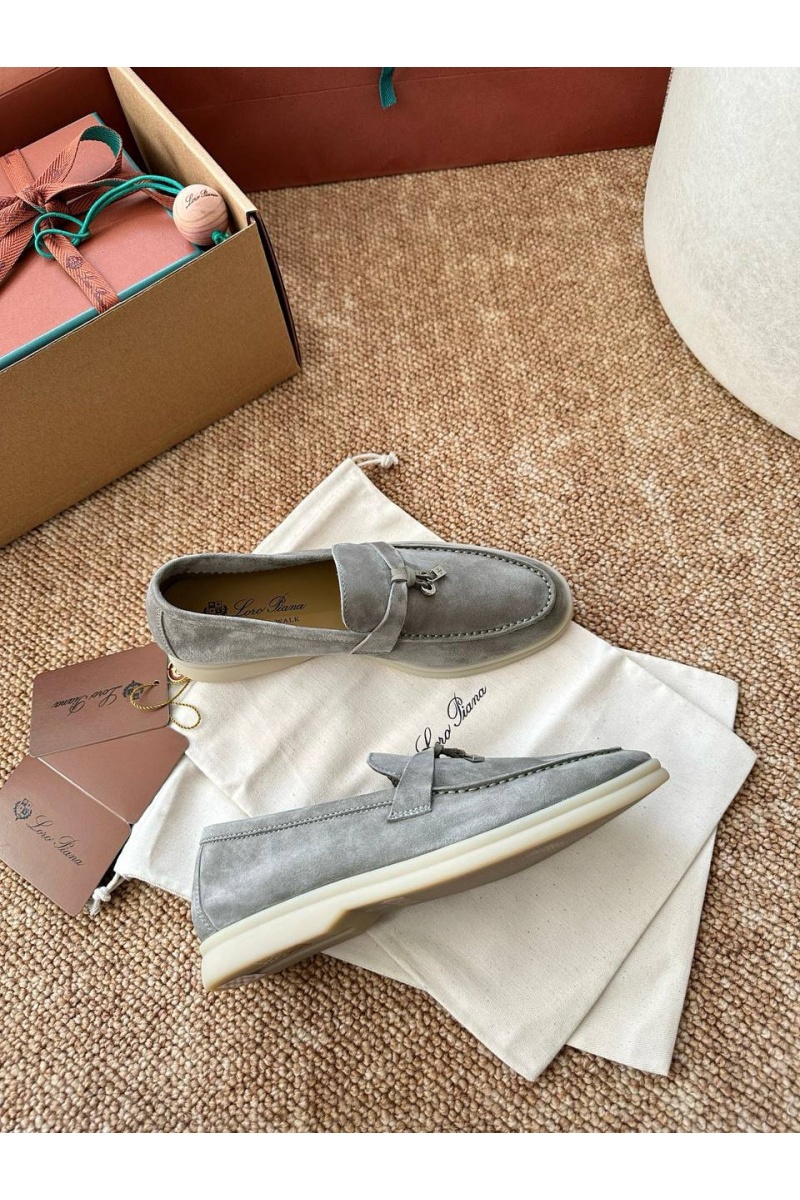Loro Piana Женские замшевые лоферы Summer Charms Walk premium