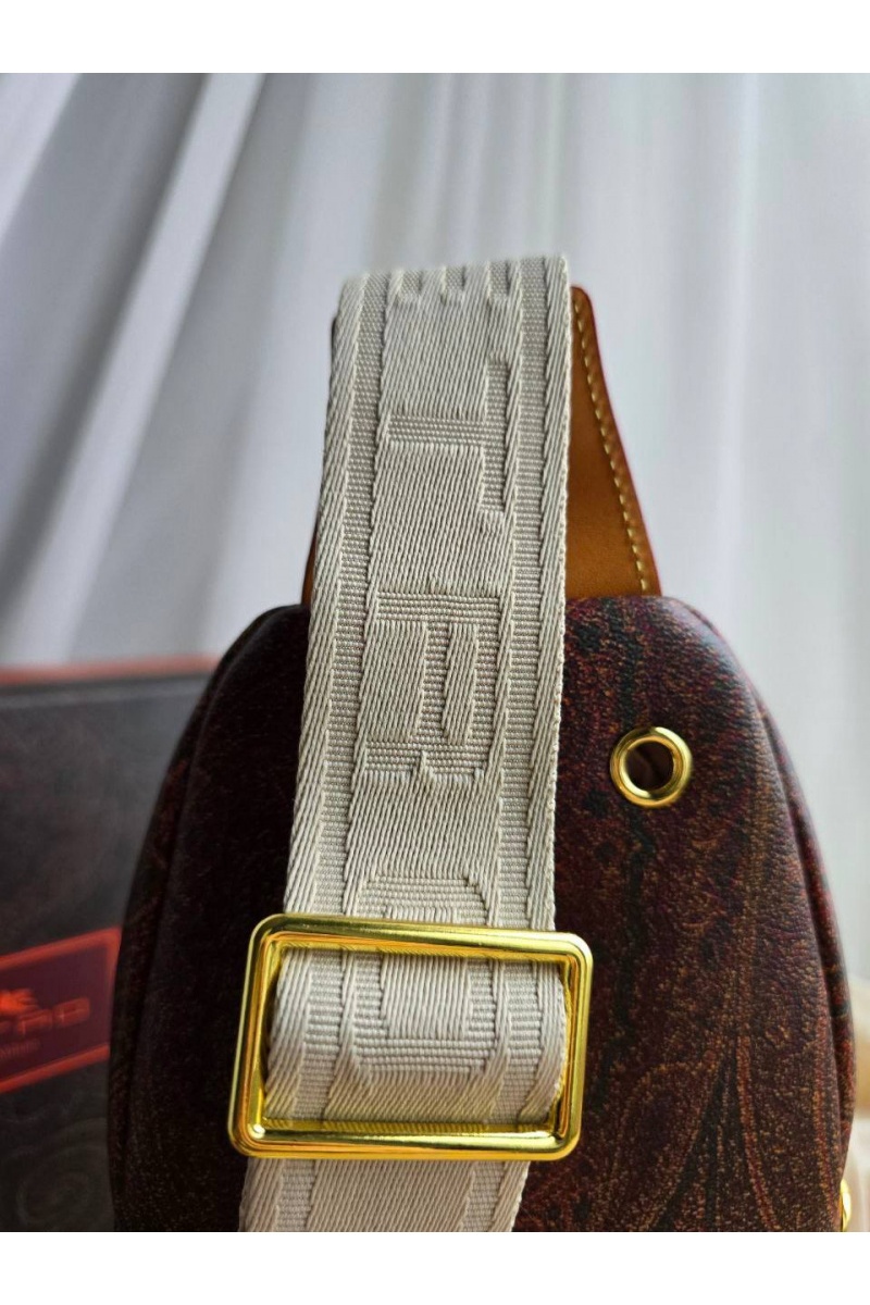 Etro Кожаная сумка Sling с узором пейсли 28x18 см