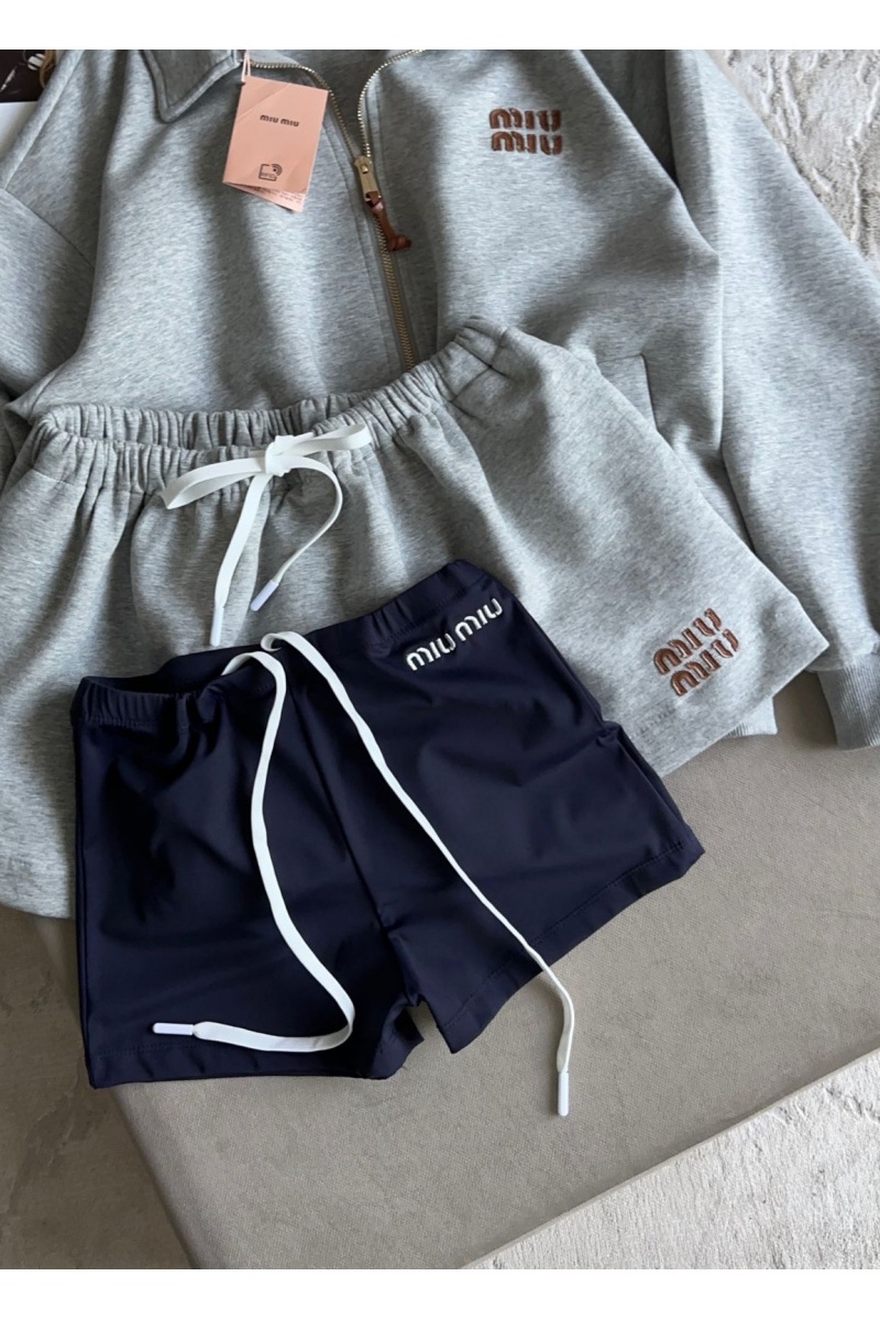 MIU MIU Женский костюм тройка серого цвета