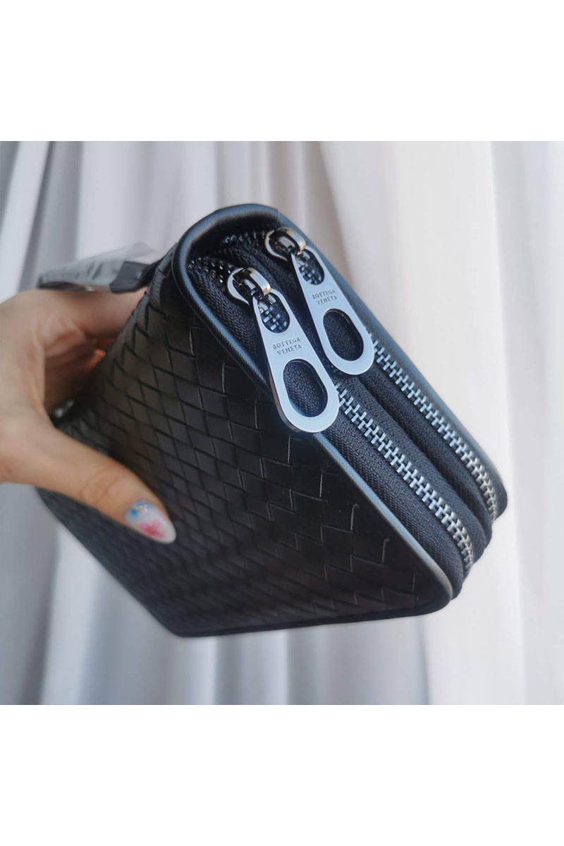 Bottega Veneta Кожаное портмоне 22x12.5 см