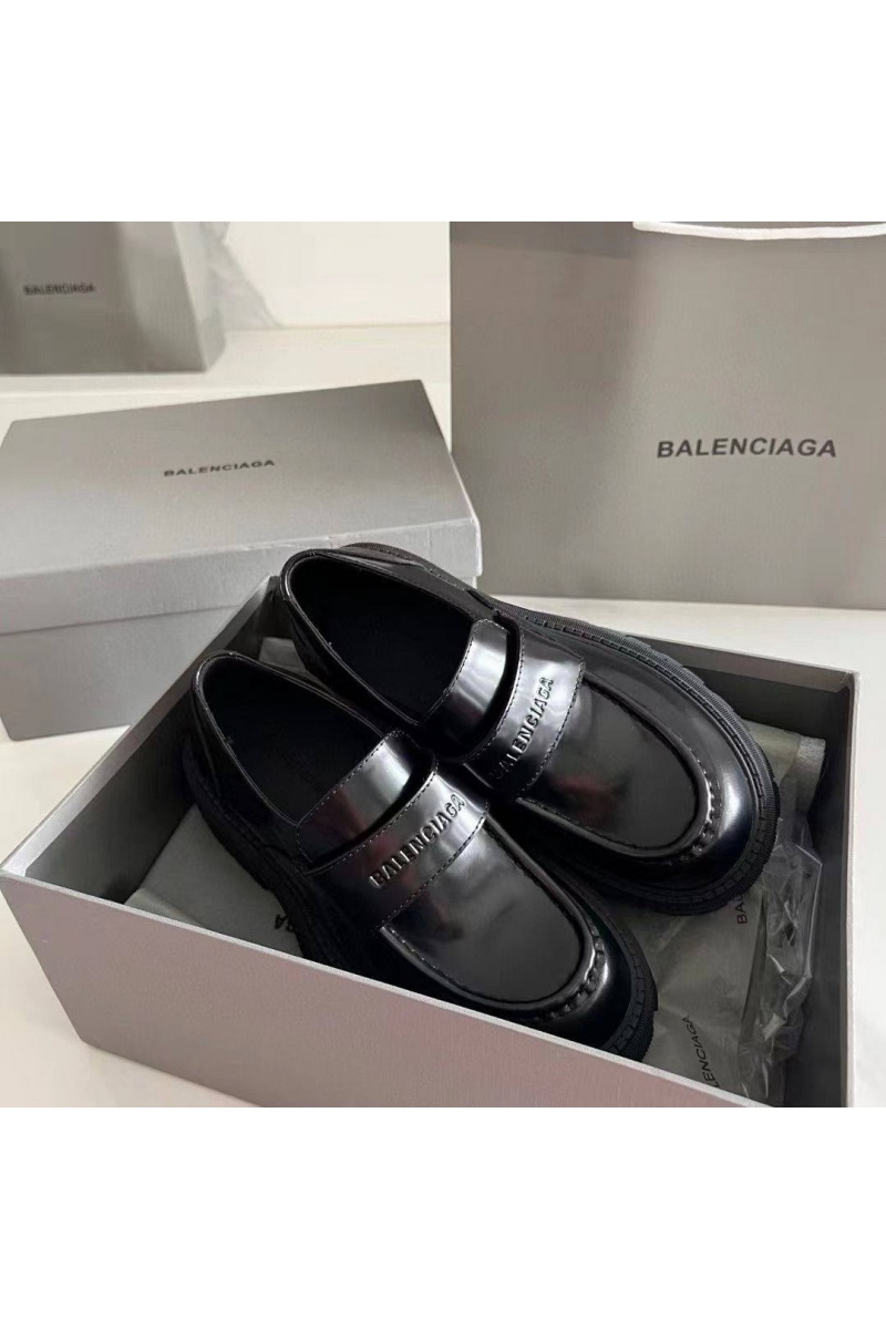 Balenciaga Женские чёрные кожаные лоферы Premium