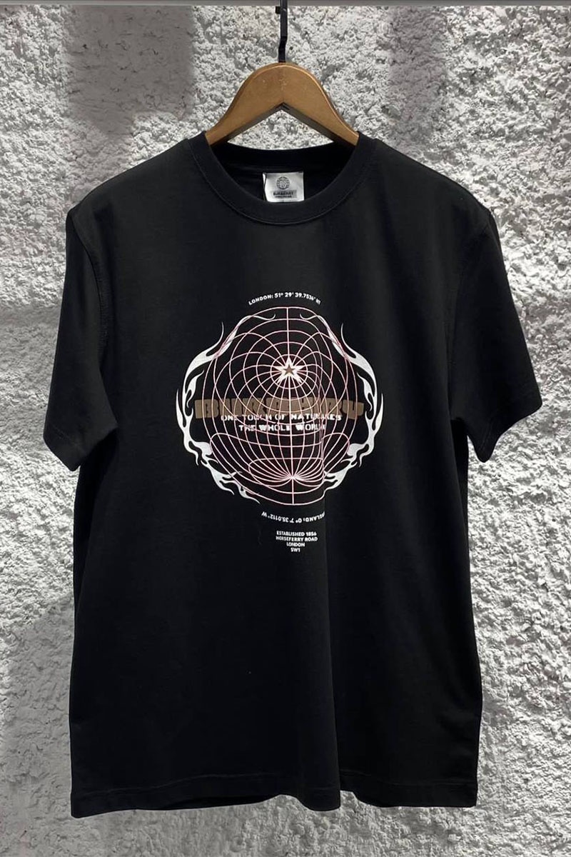 Burberry Оверсайз футболка Globe-graphic - Black