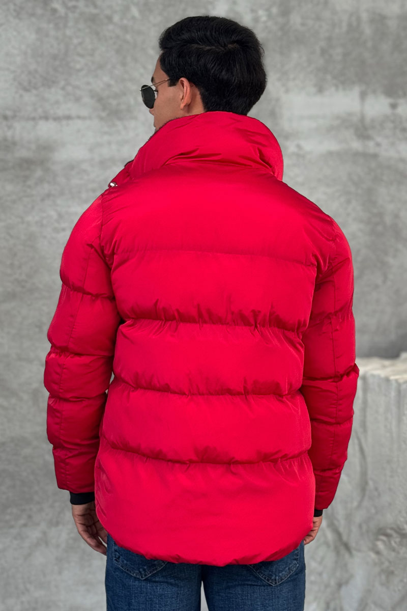 Moncler Куртка красного цвета logo-patch