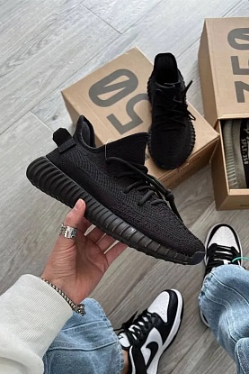 Кроссовки Yeezy Boost 350 v2 "Onyx"