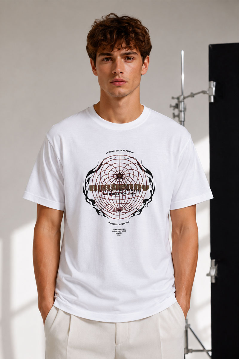 Burberry Оверсайз футболка Globe-graphic - White