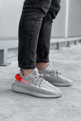 Кроссовки Yeezy Boost 350 V2 “Tail Light” Premium