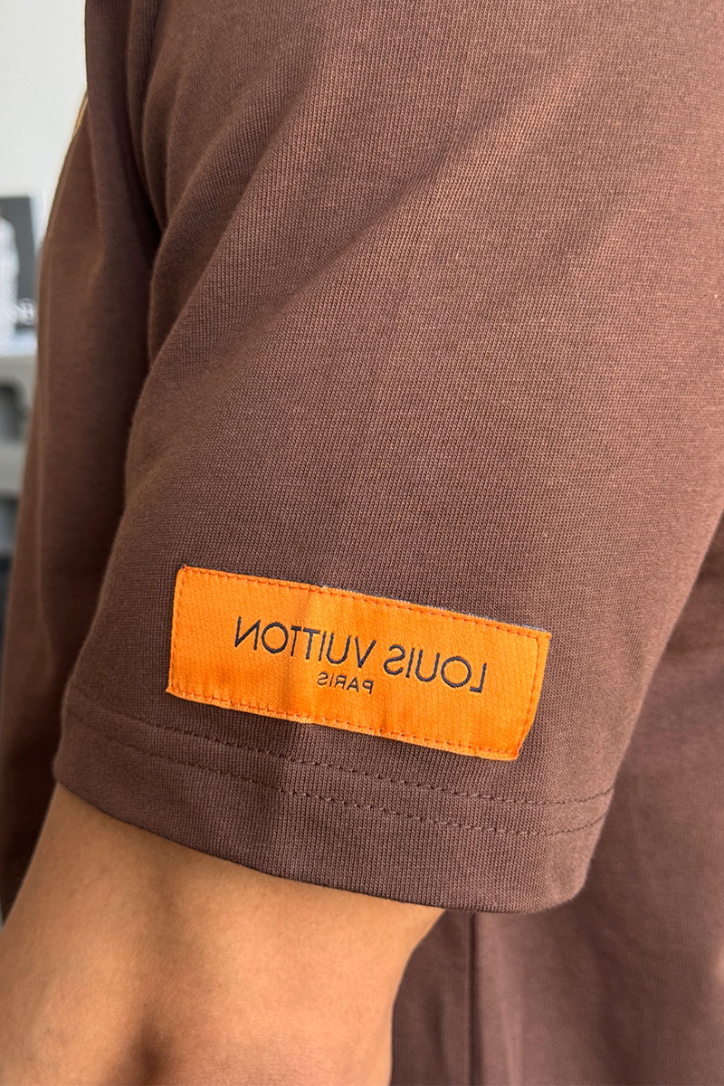 Lоuis Vuittоn Коричневая оверсайз футболка Virgil Abloh