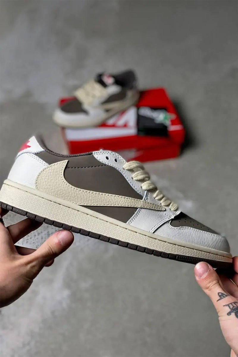 Nike Кроссовки Travis Scott x AJ1 Low "Reverse Mocha"