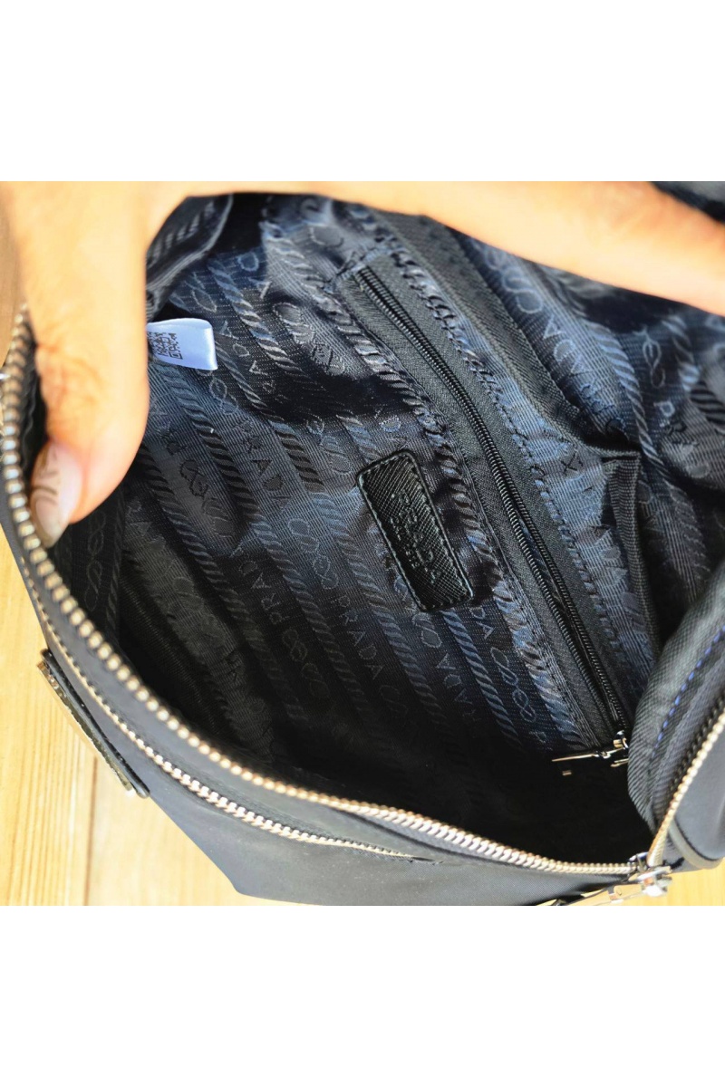 Prada Сумка на пояс 28x16 см - Black