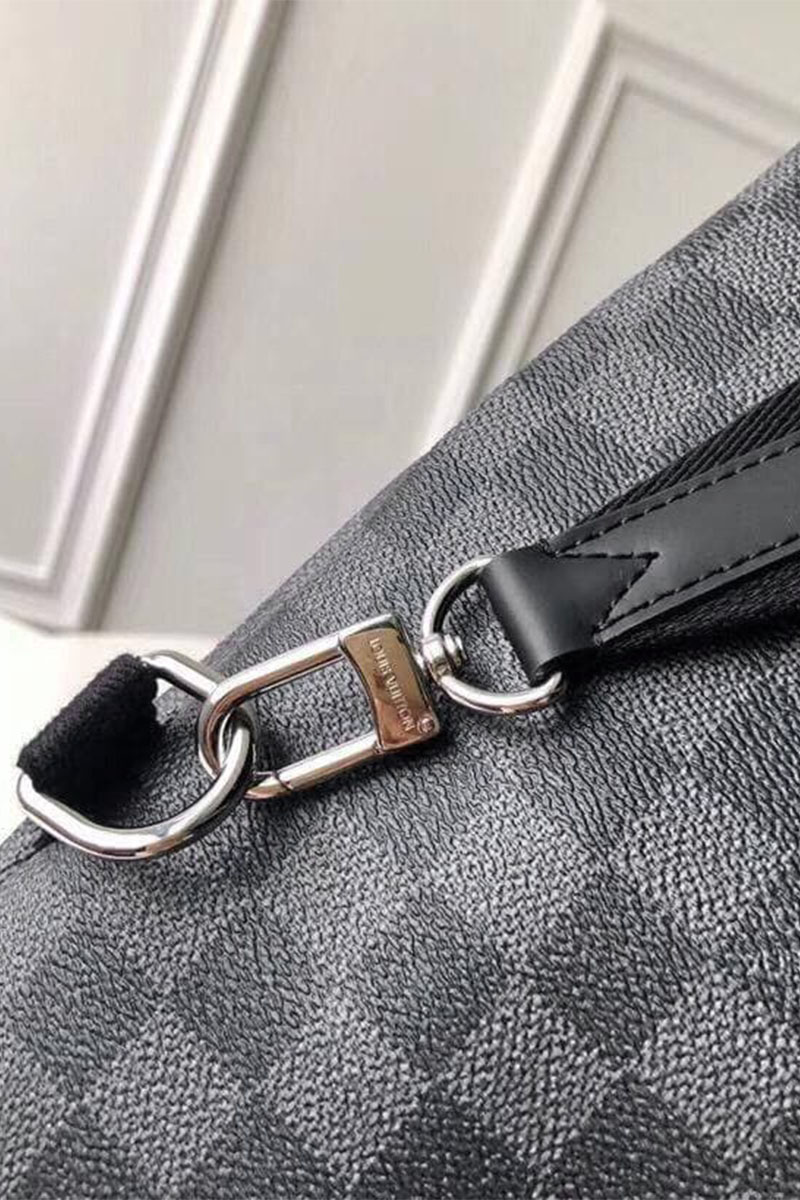 Lоuis Vuittоn Кожаная сумка Avenue Sling Damier Graphite 21x31x9 см