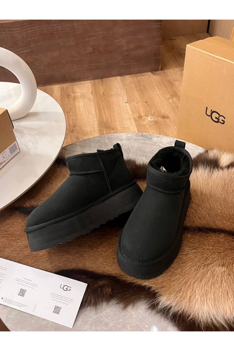 UGG Женские ботинки Classic Ultra Mini Platform - Black
