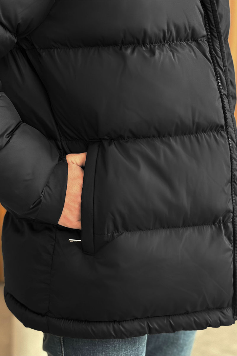 Emporio Armani EA7 Мужская куртка чёрного цвета 