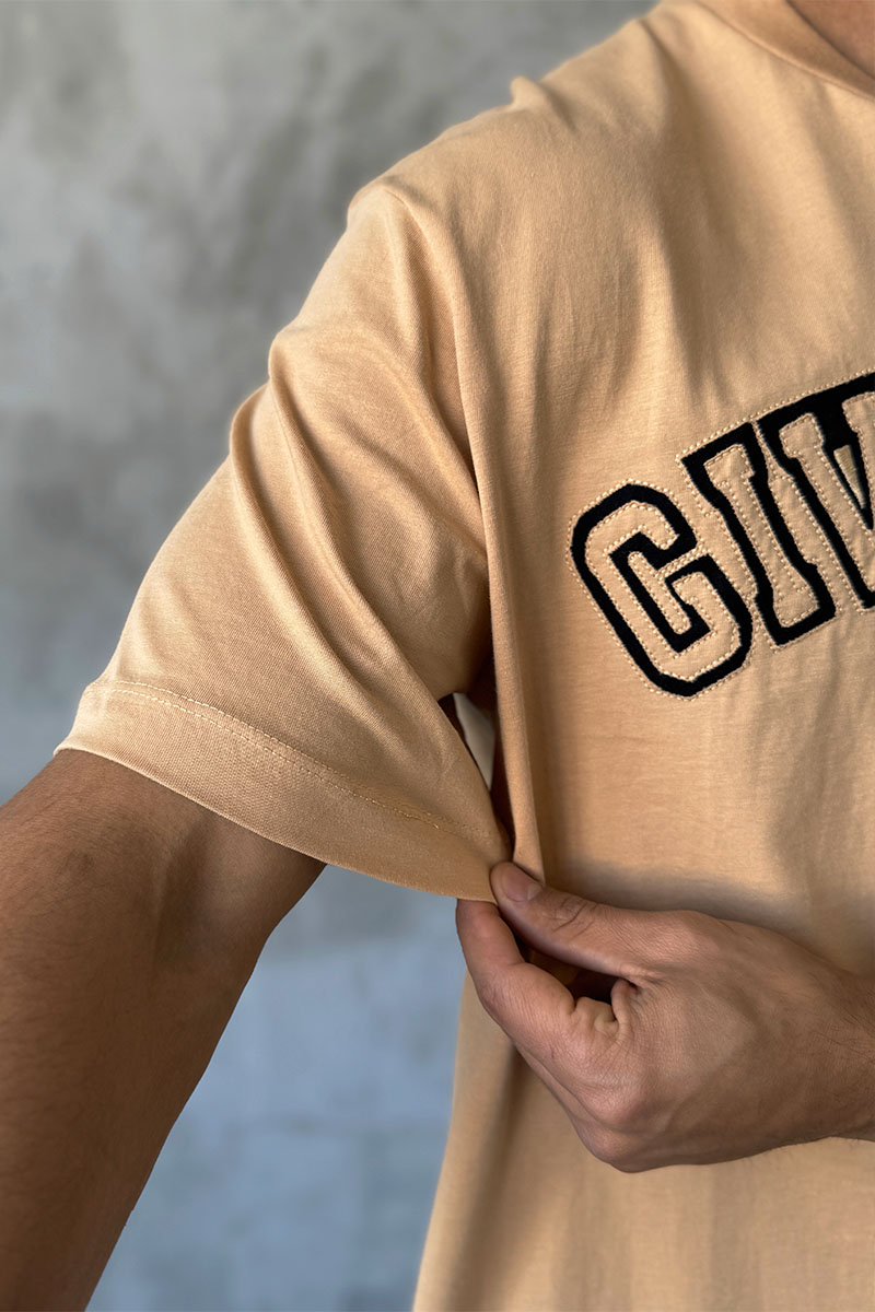 Givenchy Бежевая оверсайз футболка college logo-embroidered