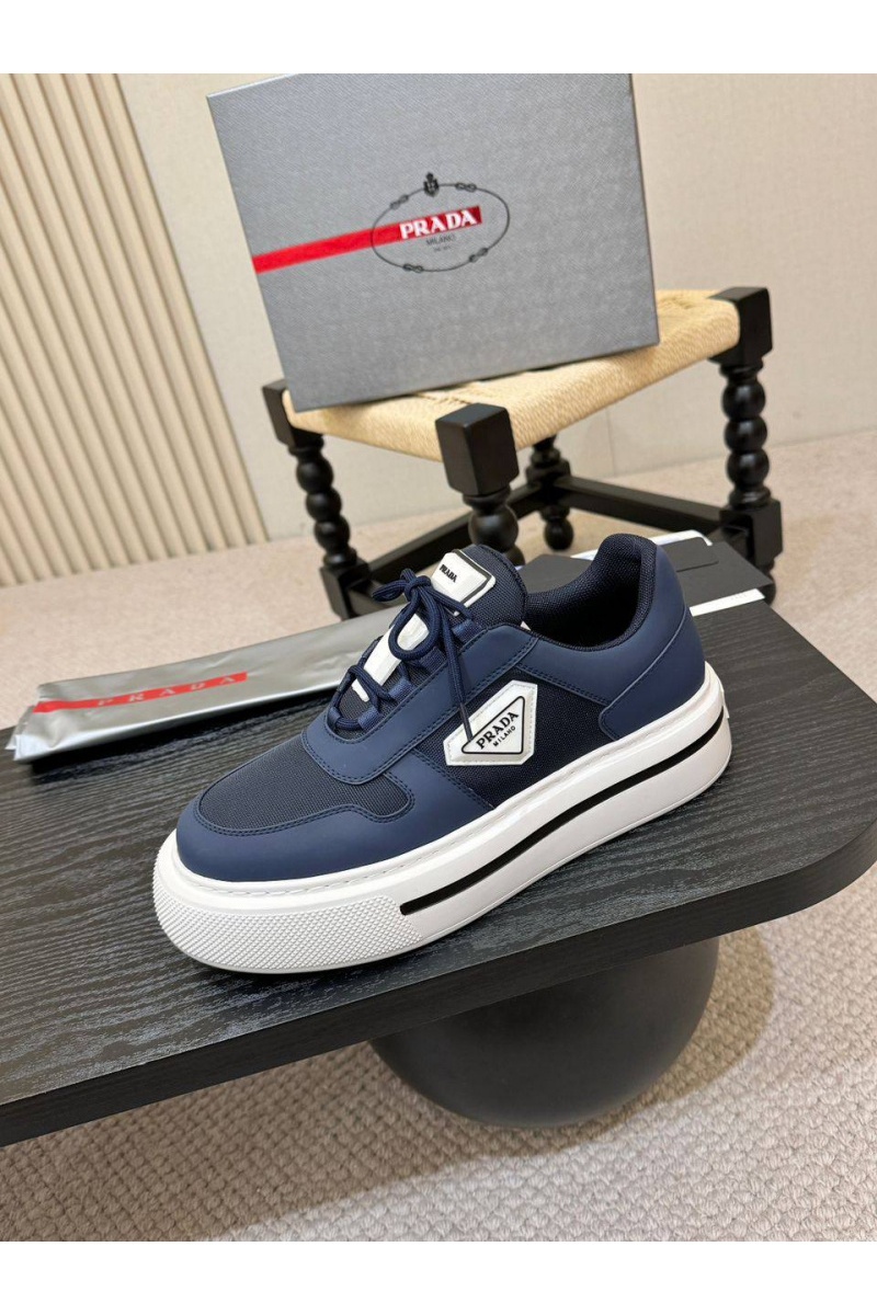 Prada Комбинированные кроссовки logo-plaque