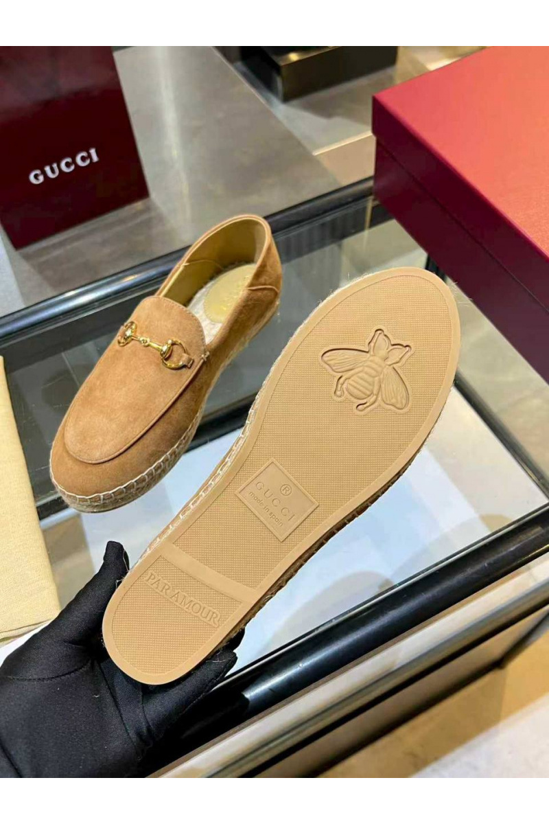 Gucci Женские замшевые лоферы GG Horsebit premium