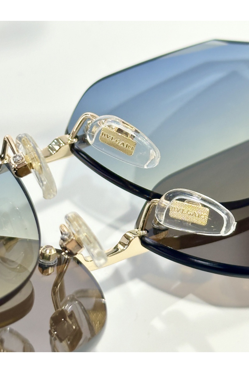 Designer Clothing Солнцезащитные очки Bvlgari Serpenti