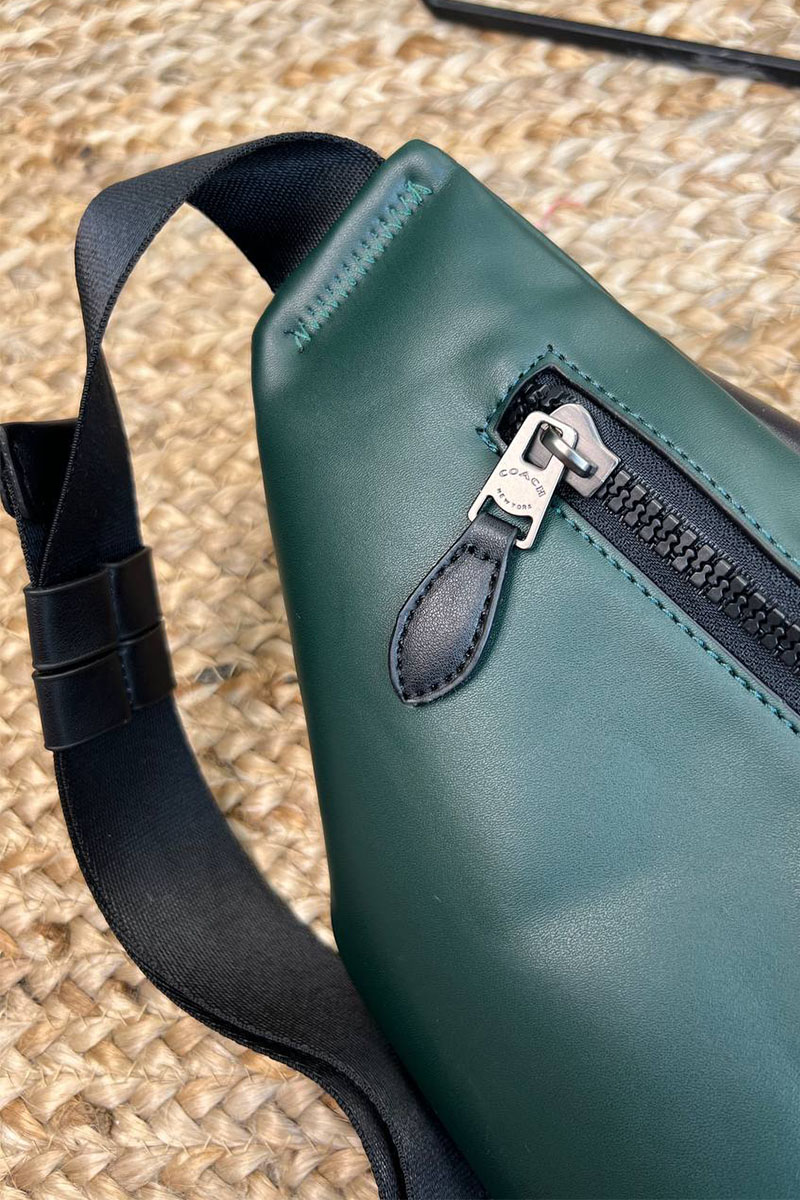 Coach Кожаная сумка на пояс Coach Track - Green