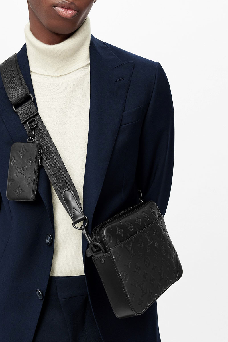 Lоuis Vuittоn Кожаная сумка Duo Messenger Monogram Shadow 25x18 см