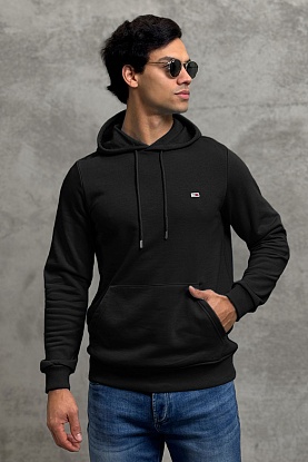 Мужское худи чёрного цвета