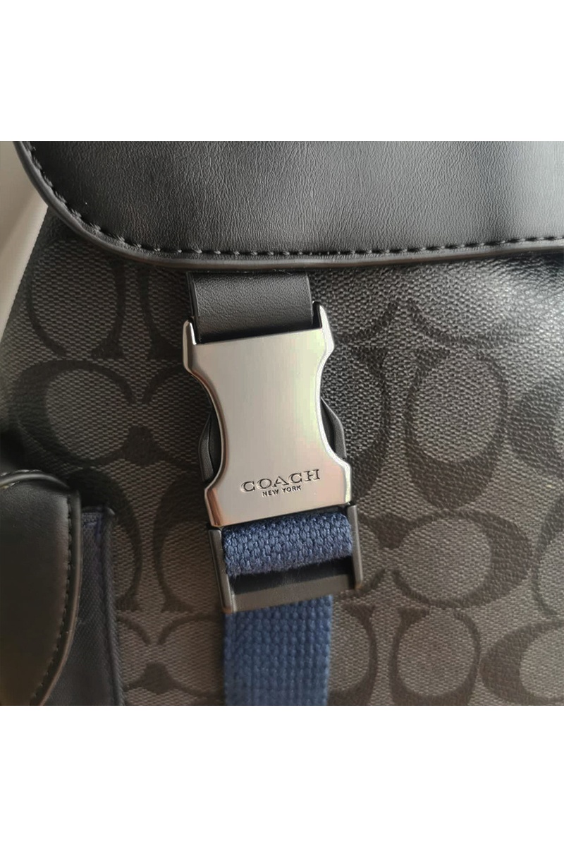 Coach Кожаный рюкзак Coach Rivington 40x30 см