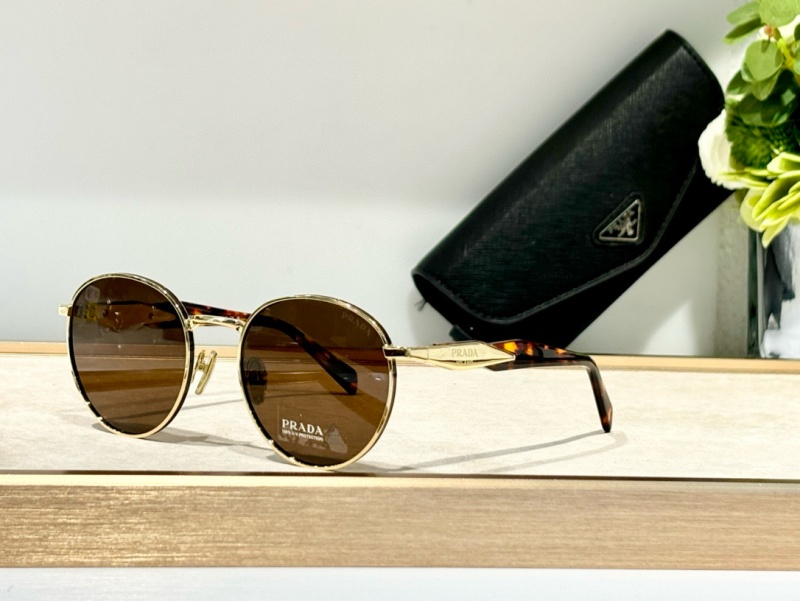 Prada Солнцезащитные очки Loden Lenses