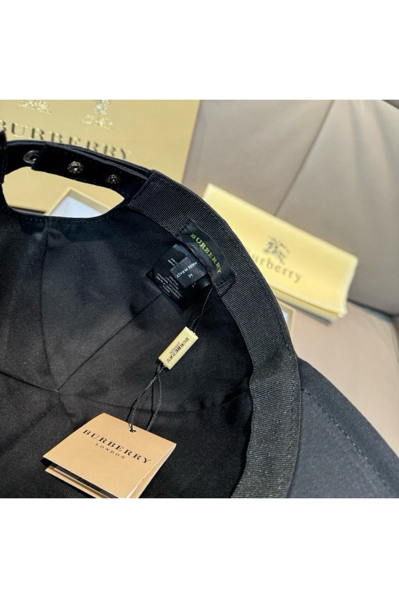 Burberry Бейсболка чёрного цвета premium