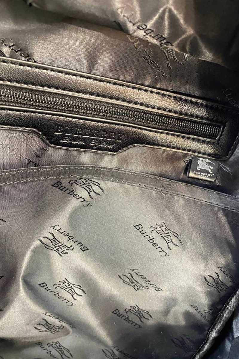 Burberry Нейлоновый рюкзак London England logo-patch 40x30 см