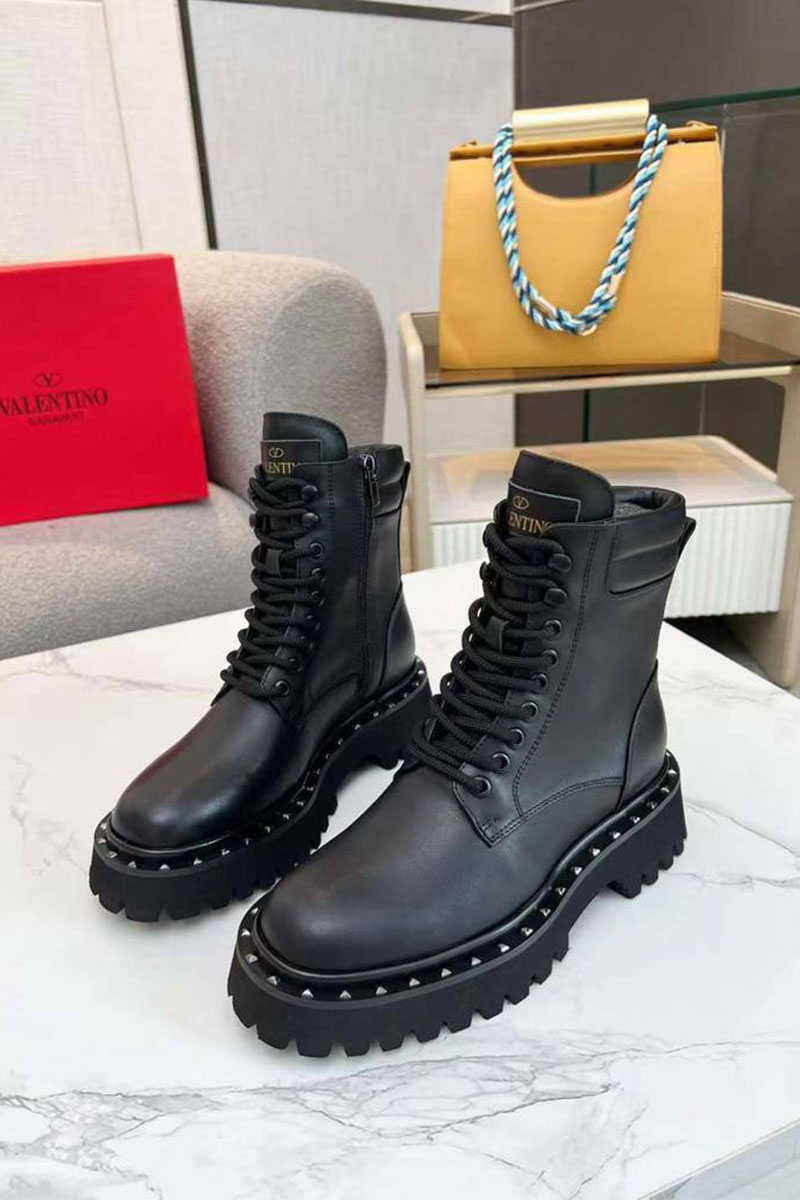 Valentino Женские кожаные ботинки с мехом 