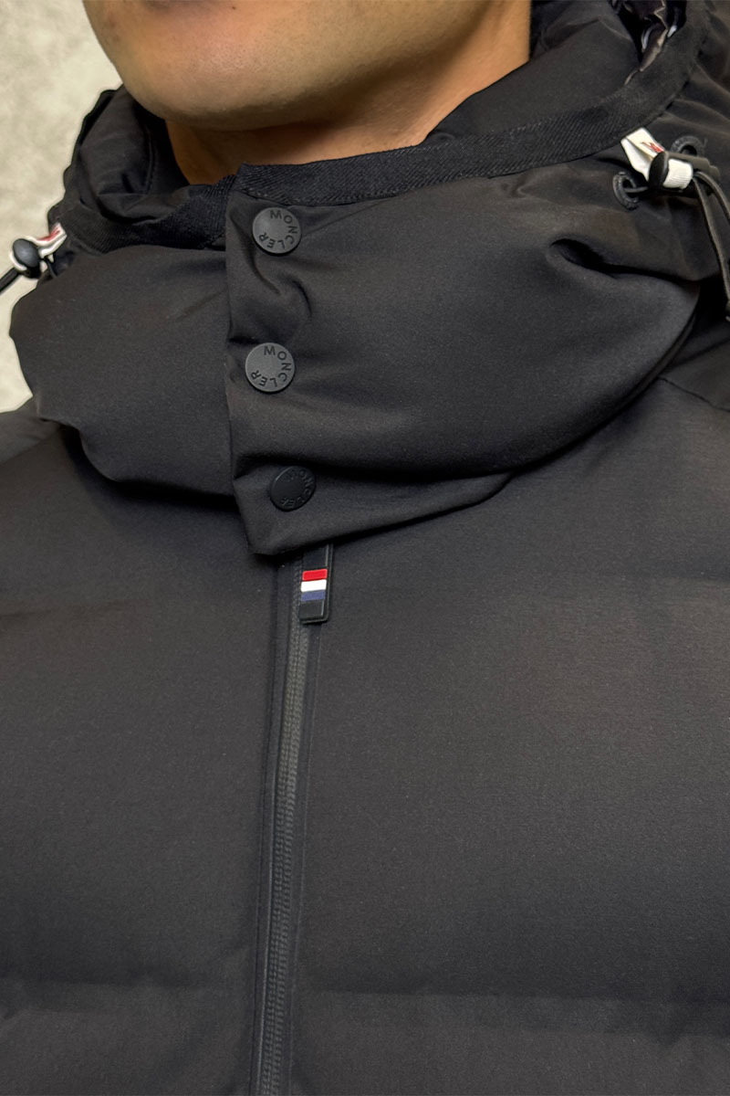 Moncler Мужской чёрный пуховик Grenoble Montgetech