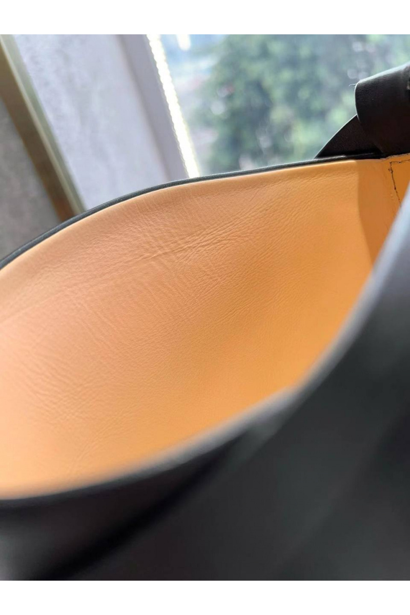 Hermes Женские чёрные кожаные сапоги