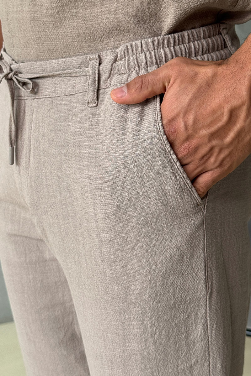 Loro Piana Мужские брюки бежевого цвета