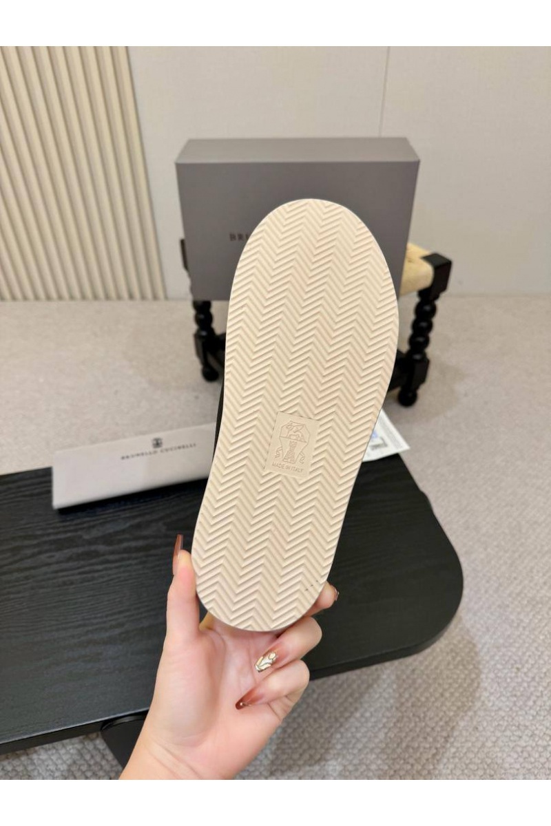 Brunеllо Сuсinеlli Кожаные шлёпанцы Crossover