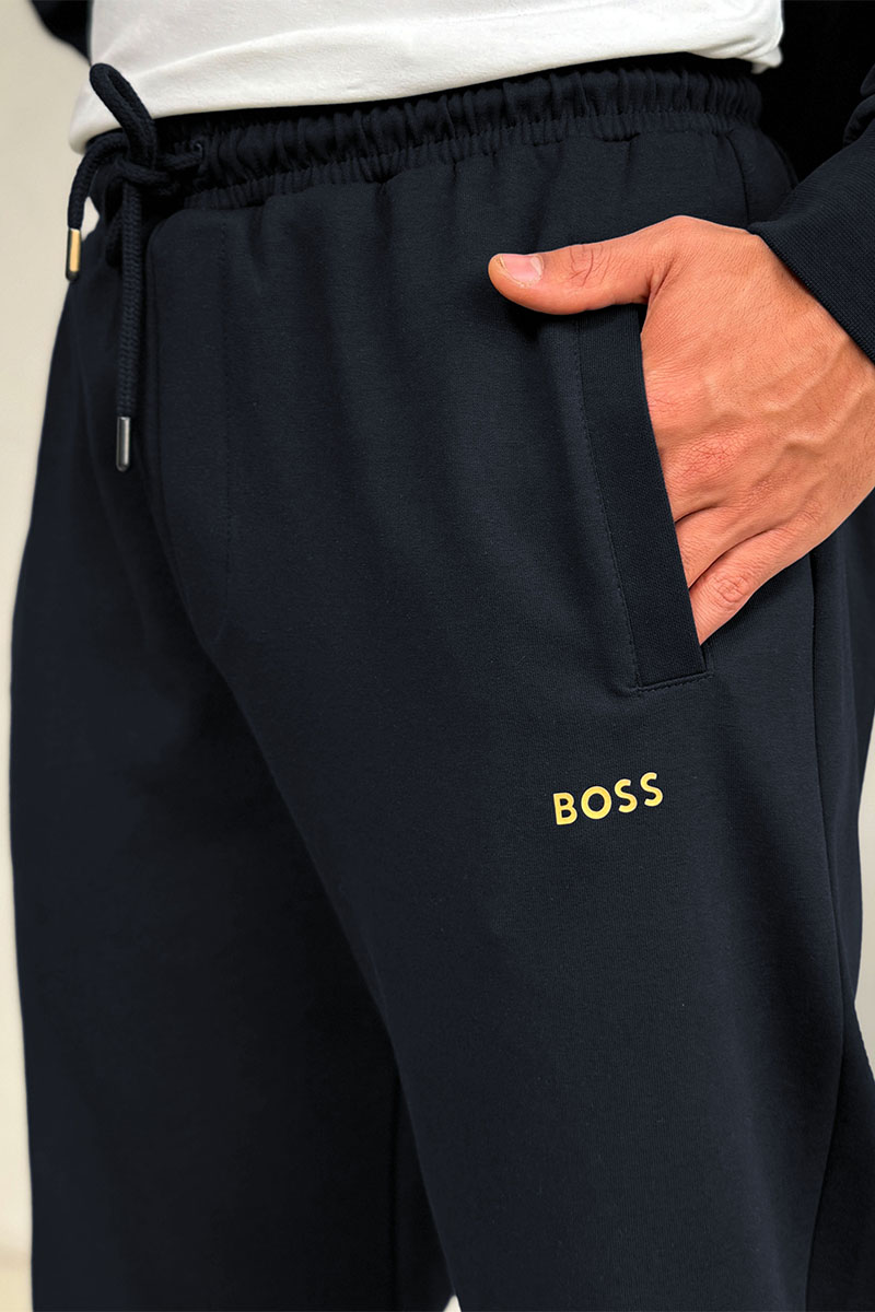 Hugо Воss Мужской тёмно-синий костюм