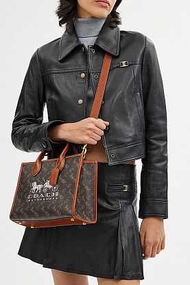 Женская сумка Ace Tote 26 With Horse And Carriage Print 26x20 см (4 расцветки)