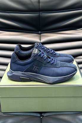 Мужские кроссовки синего цвета